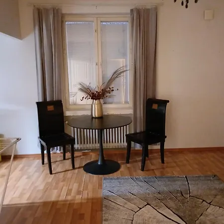 Kaksio Pienkerrostalossa. Lägenhet